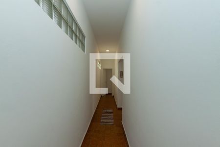 Corredor de casa para alugar com 3 quartos, 218m² em Tombo, Guarujá