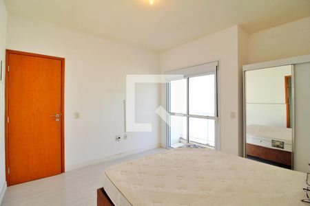 Quarto Suíte de casa de condomínio para alugar com 3 quartos, 200m² em Vila Valparaiso, Santo André