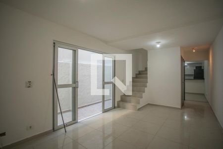 Sala de casa para alugar com 3 quartos, 250m² em Vila Santa Catarina, São Paulo