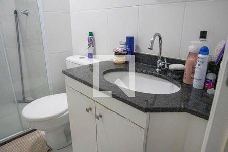 Banheiro de apartamento para alugar com 1 quarto, 31m² em Água Branca, São Paulo