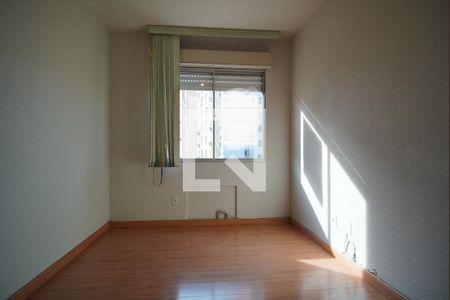 quarto 1 de apartamento para alugar com 2 quartos, 56m² em Sarandi, Porto Alegre