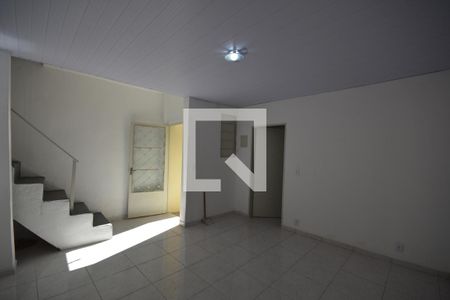 Sala de casa para alugar com 2 quartos, 52m² em Vila da Penha, Rio de Janeiro