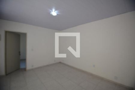 Sala de casa para alugar com 2 quartos, 52m² em Vila da Penha, Rio de Janeiro