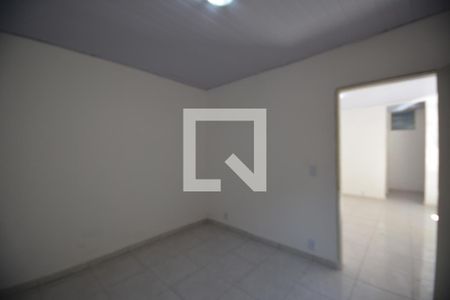 Quarto 1 de casa para alugar com 2 quartos, 52m² em Vila da Penha, Rio de Janeiro