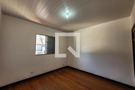 Quarto 1 de casa para alugar com 2 quartos, 95m² em Vila Firmiano Pinto, São Paulo