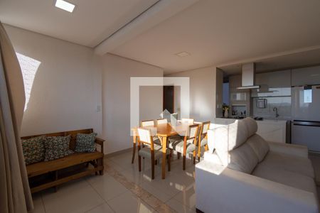 Sala de apartamento para alugar com 2 quartos, 68m² em Parque Amazônia, Goiânia