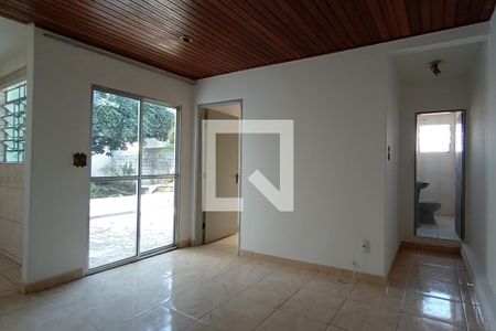 Sala de casa para alugar com 1 quarto, 80m² em Vila Nhocuné, São Paulo