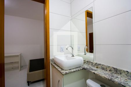 Banheiro de kitnet/studio para alugar com 1 quarto, 20m² em Vila Sao Pedro, Santo André