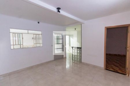 Sala de casa para alugar com 2 quartos, 90m² em Vila Paranaguá, São Paulo
