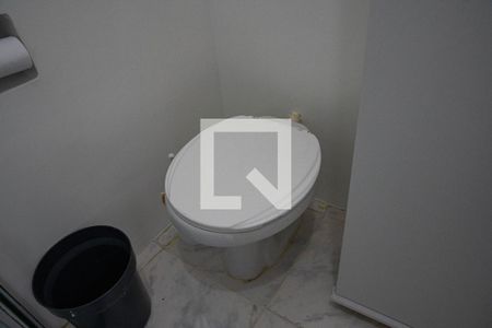 Banheiro de apartamento para alugar com 1 quarto, 34m² em Barra Funda, São Paulo