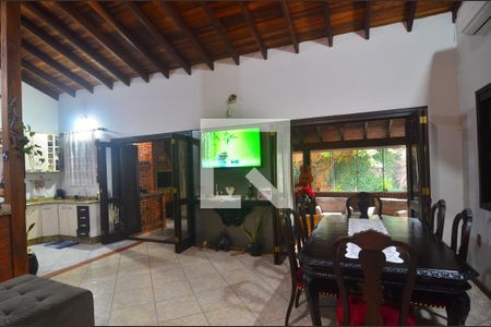 Sala de casa à venda com 2 quartos, 140m² em Mato Grande, Canoas