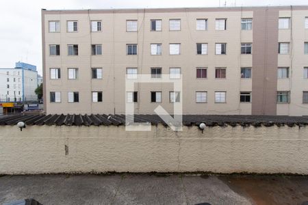 Vista do Quarto 1 de apartamento para alugar com 2 quartos, 51m² em Conjunto Residencial José Bonifácio, São Paulo