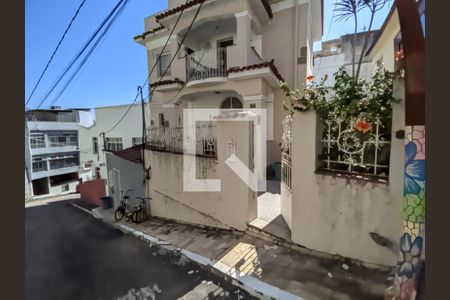 Fachada de casa à venda com 4 quartos, 250m² em Tijuca, Rio de Janeiro