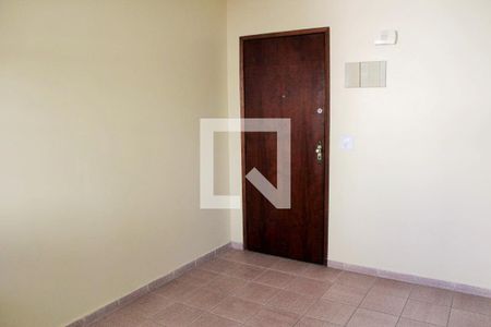 Sala de apartamento para alugar com 2 quartos, 60m² em Jardim Gonçalves, Itaquaquecetuba