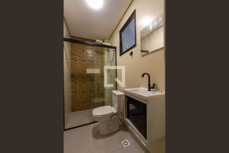 Banheiro de kitnet/studio para alugar com 1 quarto, 16m² em Vila Marlene, São Bernardo do Campo