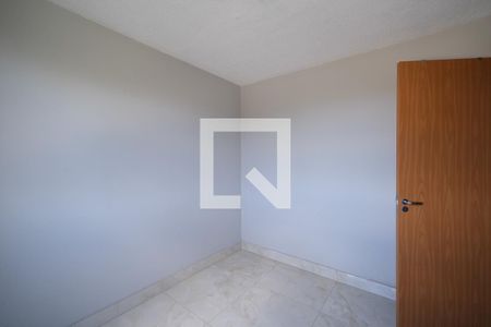 Quarto 1 de apartamento para alugar com 2 quartos, 55m² em Pinheirinho, Curitiba