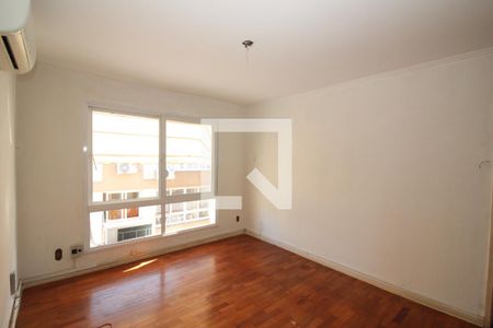 Sala de Estar de apartamento à venda com 2 quartos, 70m² em Menino Deus, Porto Alegre