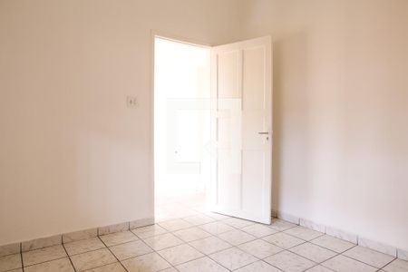 Quarto 1 de casa para alugar com 2 quartos, 100m² em Jardim Santo Alberto, Santo André