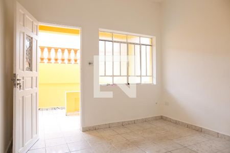 Sala de casa para alugar com 2 quartos, 100m² em Jardim Santo Alberto, Santo André