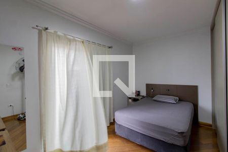 Suíte 1 de casa para alugar com 3 quartos, 300m² em Vila Marieta, São Paulo