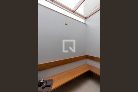 Casa para alugar com 300m², 3 quartos e 6 vagas Casa para alugar com 300m², 3 quartos e 6 vagasCozinha