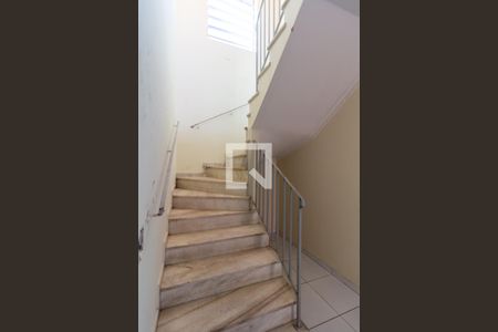 Escada de casa à venda com 3 quartos, 175m² em Jaguaré, São Paulo