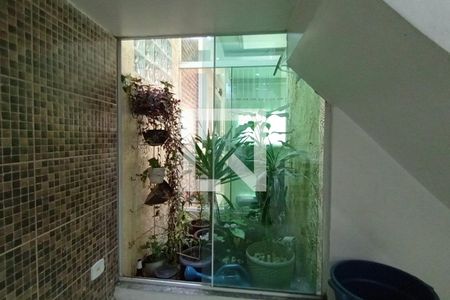 Casa à venda com 250m², 3 quartos e 6 vagas Casa à venda com 250m², 3 quartos e 6 vagasJardim de Inverno