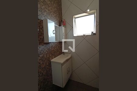 Casa à venda com 250m², 3 quartos e 6 vagas Casa à venda com 250m², 3 quartos e 6 vagasBanheiro Suíte