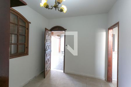 Sala de casa para alugar com 4 quartos, 180m² em Alípio de Melo, Belo Horizonte