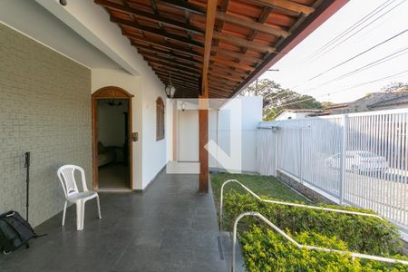 Entrada de casa para alugar com 4 quartos, 180m² em Alípio de Melo, Belo Horizonte