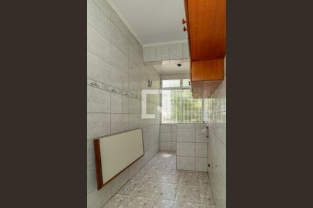 Cozinha e Área de Serviço de apartamento à venda com 1 quarto, 35m² em São João, Porto Alegre