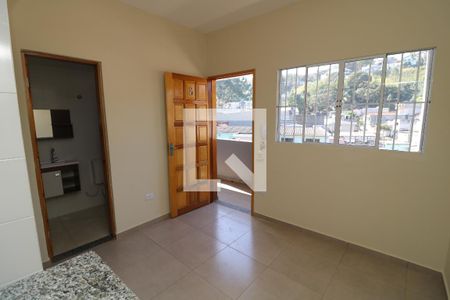 Sala de apartamento para alugar com 2 quartos, 30m² em Jardim Santa Teresinha, São Paulo