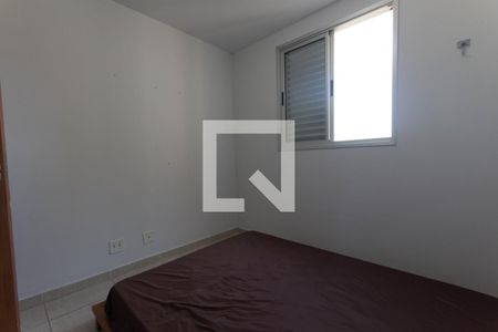 Quarto 1 de apartamento para alugar com 3 quartos, 76m² em Setor Goiânia 2, Goiânia