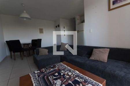 Sala de apartamento para alugar com 3 quartos, 76m² em Setor Goiânia 2, Goiânia