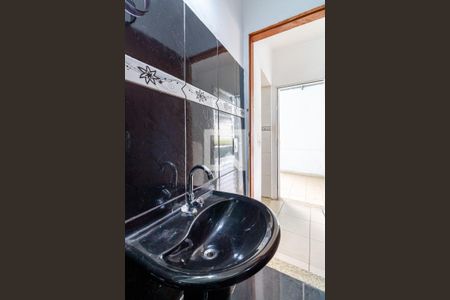 Lavabo de casa à venda com 3 quartos, 250m² em Jardim Santa Cecília, Guarulhos