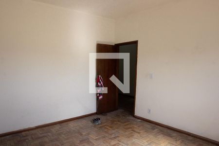 Quarto 1 de casa para alugar com 2 quartos, 80m² em Maria Helena, Belo Horizonte