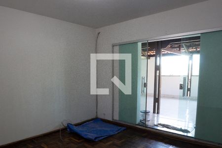 Sala de casa para alugar com 2 quartos, 80m² em Maria Helena, Belo Horizonte