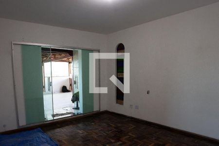 Sala de casa para alugar com 2 quartos, 80m² em Maria Helena, Belo Horizonte