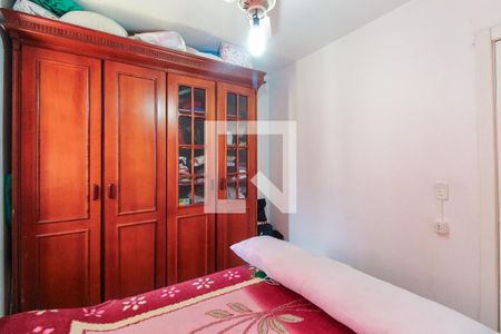 Quarto 1 de apartamento à venda com 2 quartos, 45m² em Rubem Berta, Porto Alegre