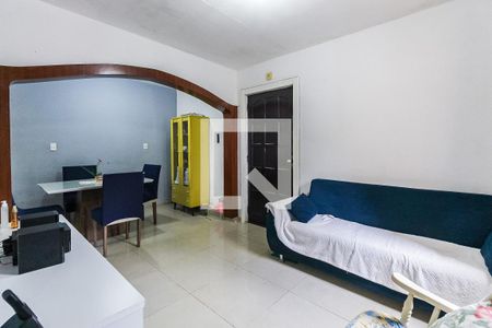 Sala de apartamento à venda com 2 quartos, 45m² em Rubem Berta, Porto Alegre