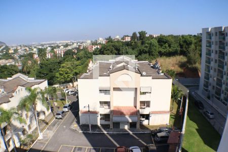 Quarto 1 de apartamento para alugar com 2 quartos, 50m² em Pechincha, Rio de Janeiro