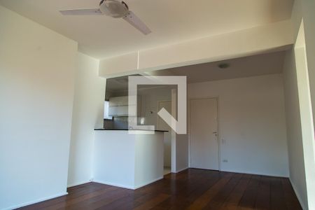 Sala de apartamento para alugar com 2 quartos, 69m² em Vila Alexandria, São Paulo