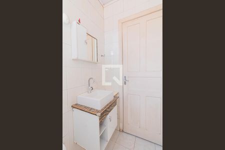 Casa à venda com 85m², 2 quartos e sem vaga Casa à venda com 85m², 2 quartos e sem vagaBanheiro