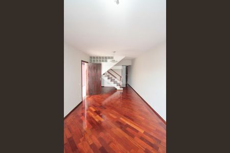 Sala de casa à venda com 3 quartos, 260m² em Jardim Tietê, São Paulo