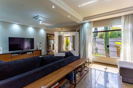 Sala de casa à venda com 3 quartos, 500m² em Jardim Stella, Santo André