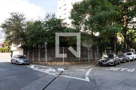 Fachada de casa para alugar com 7 quartos, 400m² em Vila Mariana, São Paulo