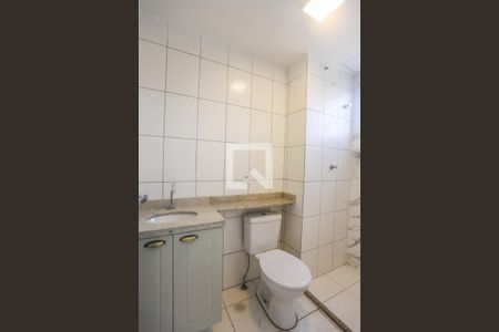 Banheiro de apartamento à venda com 1 quarto, 28m² em Vila Butantã, São Paulo