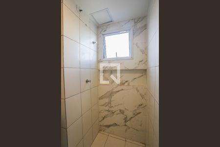 Banheiro de apartamento à venda com 1 quarto, 28m² em Vila Butantã, São Paulo