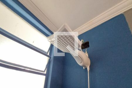 Detalhe do banheiro de apartamento para alugar com 1 quarto, 45m² em Centro, Campinas