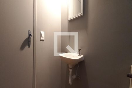 Banheiro de apartamento para alugar com 1 quarto, 45m² em Centro, Campinas